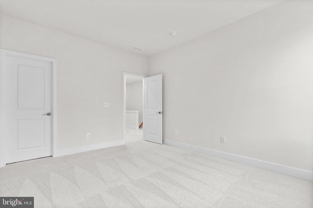106 SAPPHIRE STREET