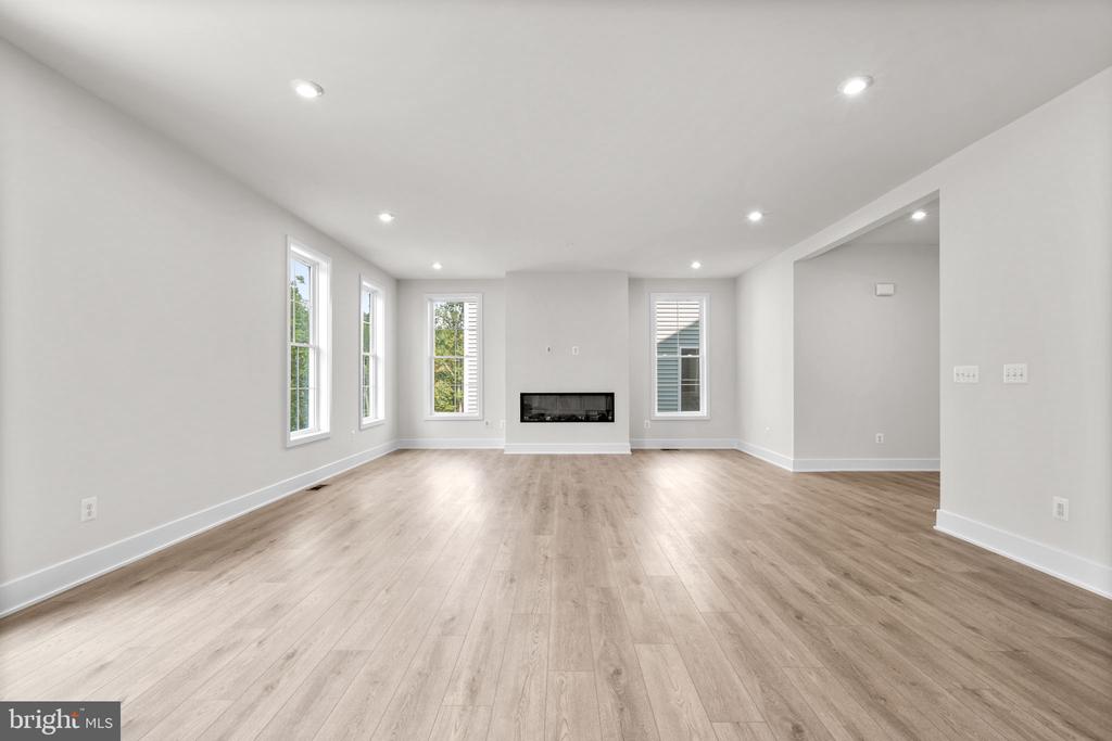 106 SAPPHIRE STREET