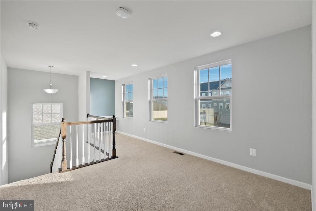 115 INTERLACE WAY