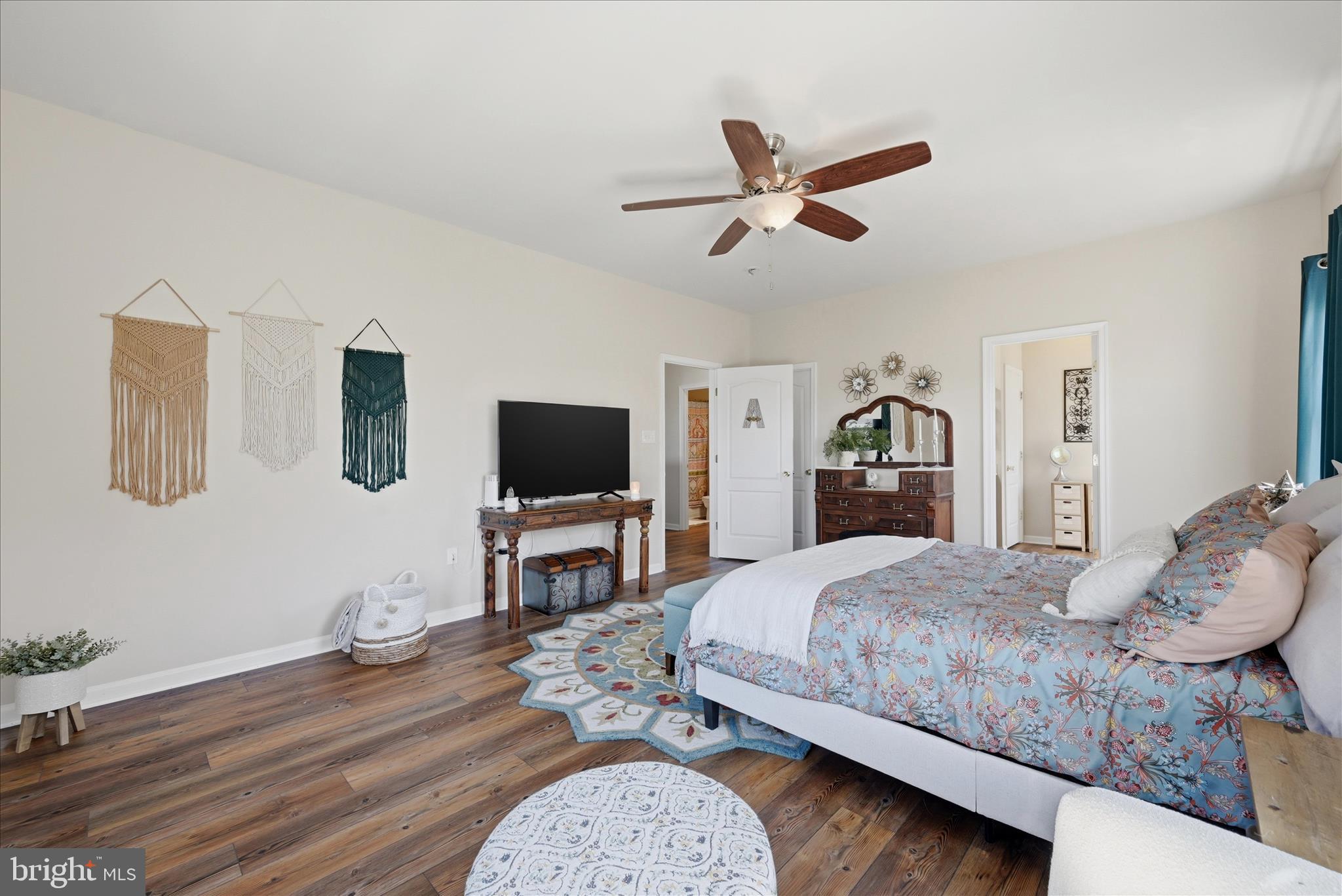 100 BOWLING GREEN CIRCLE