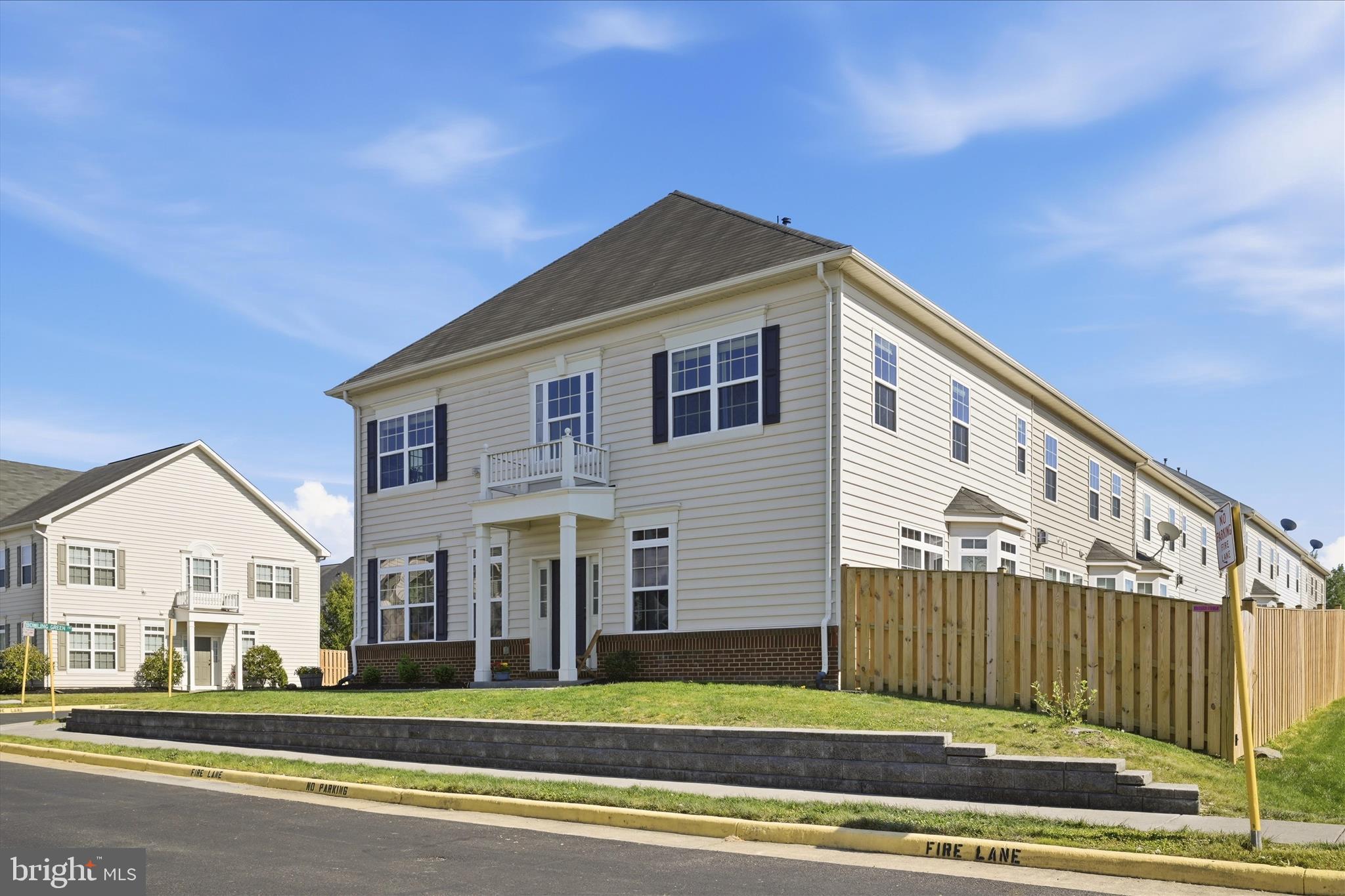 100 BOWLING GREEN CIRCLE