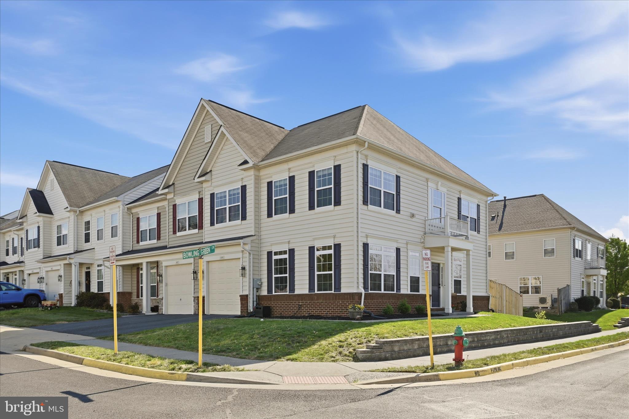 100 BOWLING GREEN CIRCLE