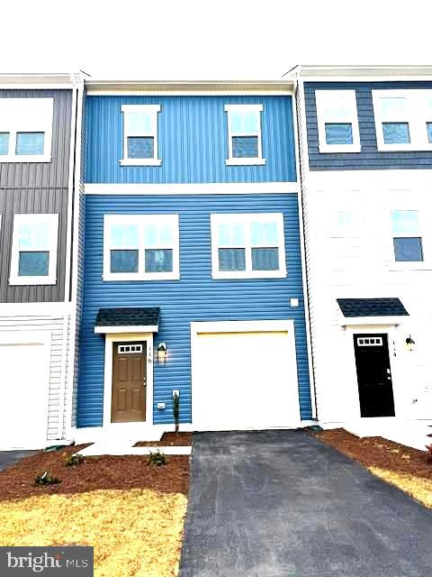 116 FLAXEN MANE COURT