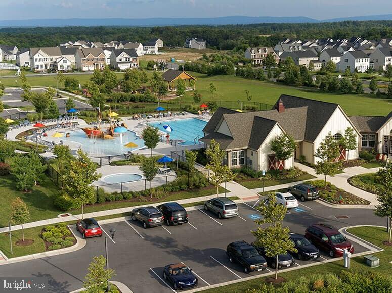 116 FLAXEN MANE COURT