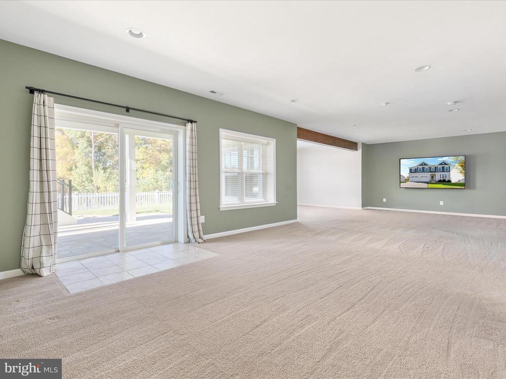 138 JEWEL BOX DRIVE