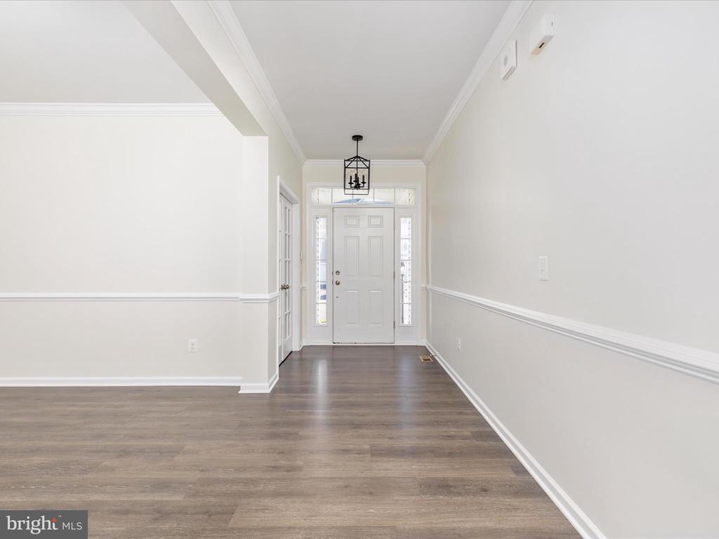 138 JEWEL BOX DRIVE