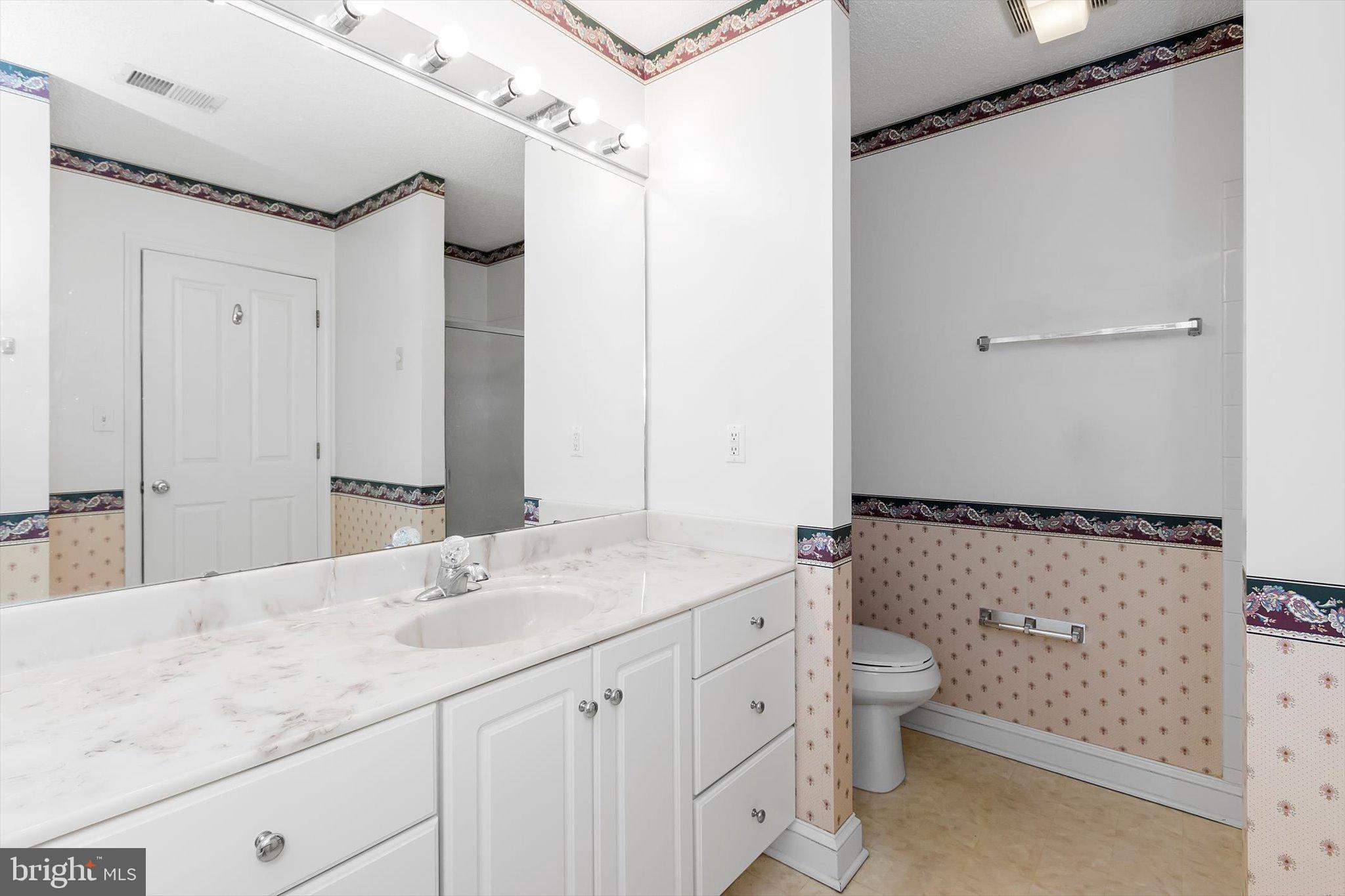 108 SENSENY GLEN DRIVE