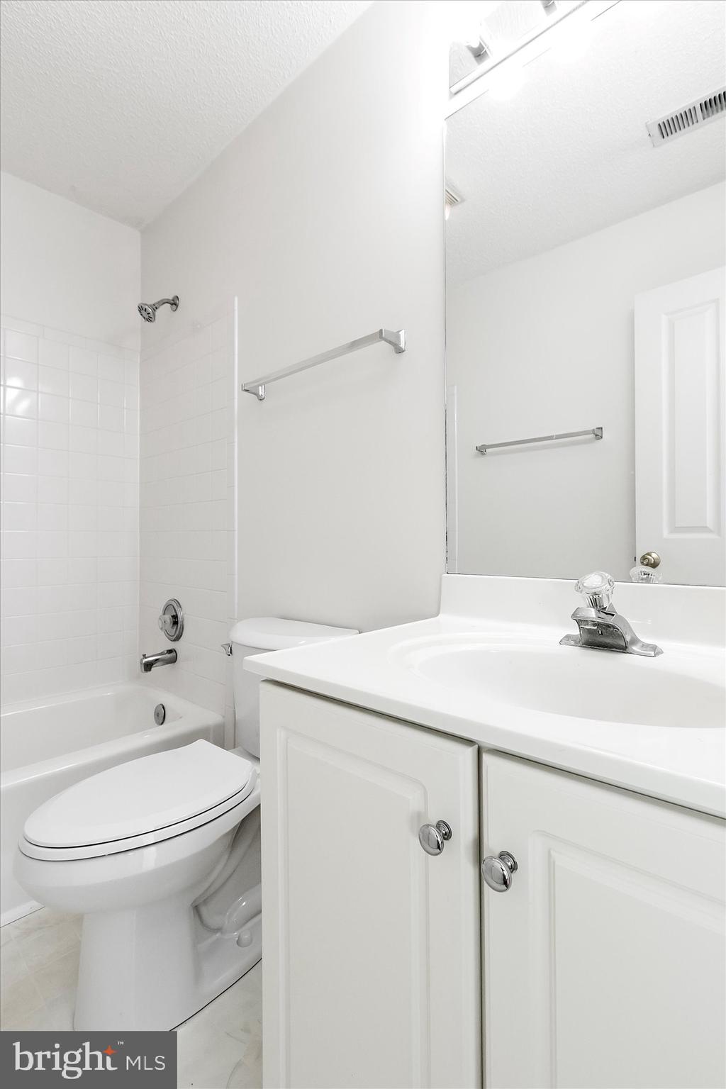 108 SENSENY GLEN DRIVE