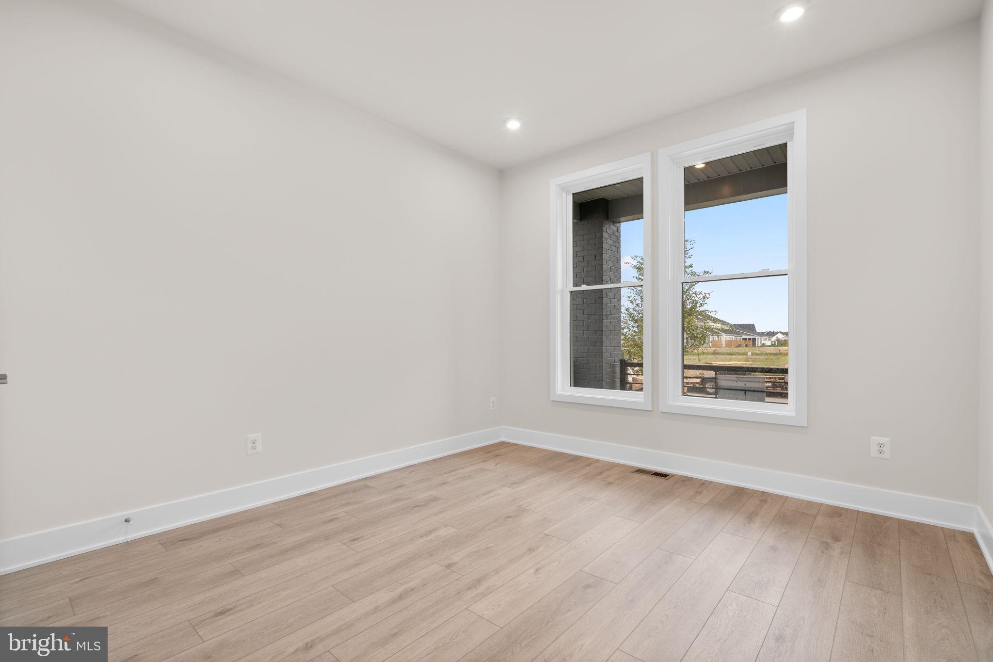 112 MAGPIE LANE HOMESITE 1036