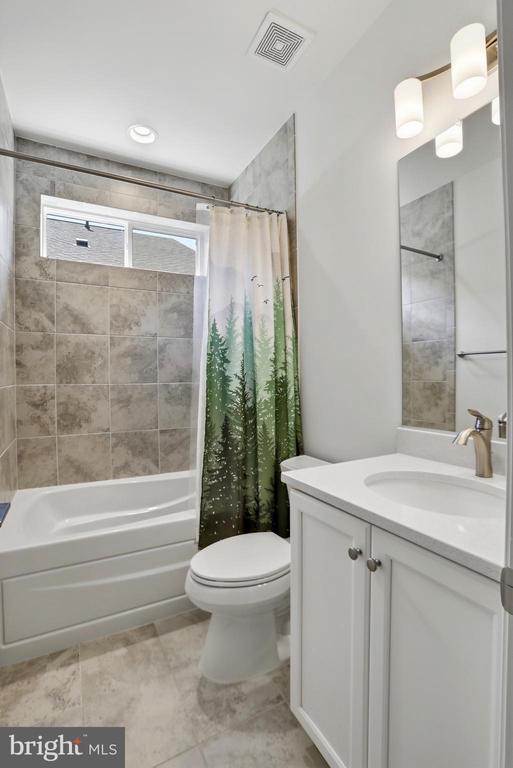 110 SWITCHGRASS WAY