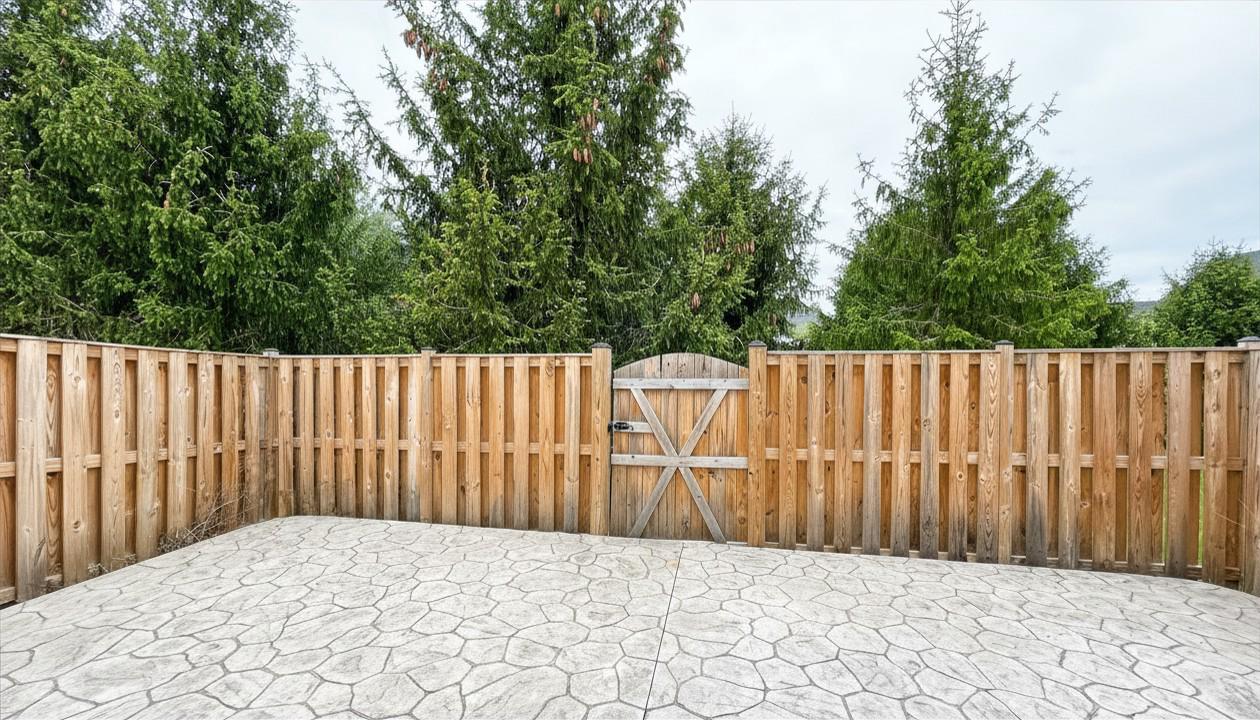 110 QUINTON OAKS CIRCLE
