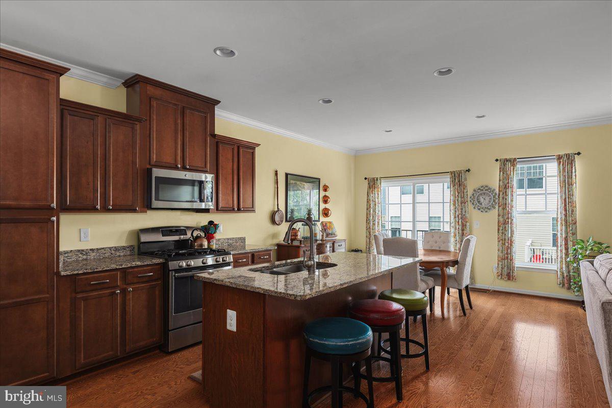 102 ROTUNDA DRIVE