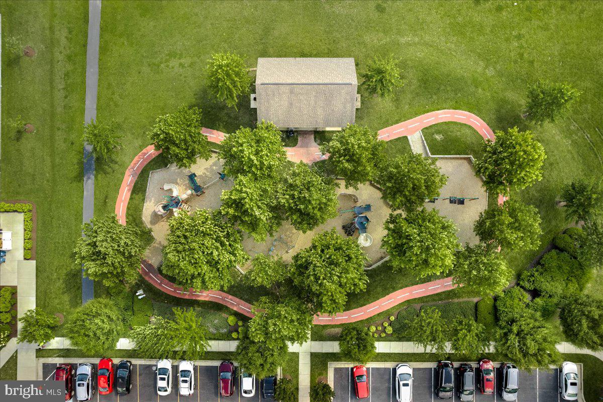 102 ROTUNDA DRIVE