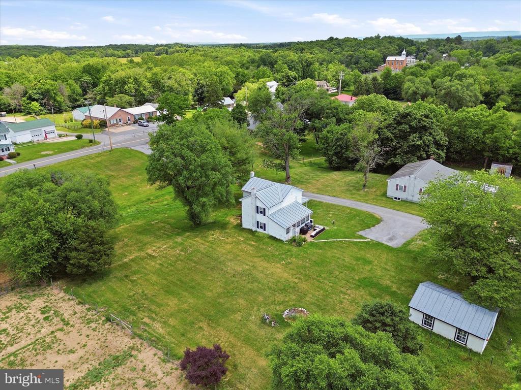 116 COUNTRY LANE