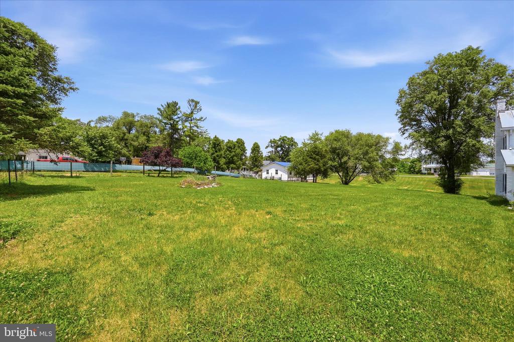 116 COUNTRY LANE