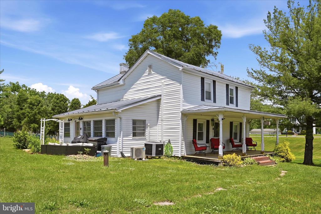 116 COUNTRY LANE