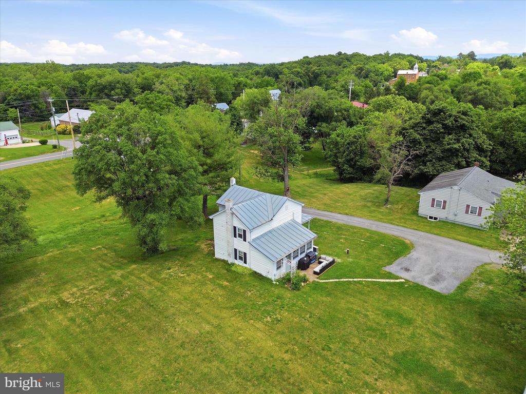 116 COUNTRY LANE
