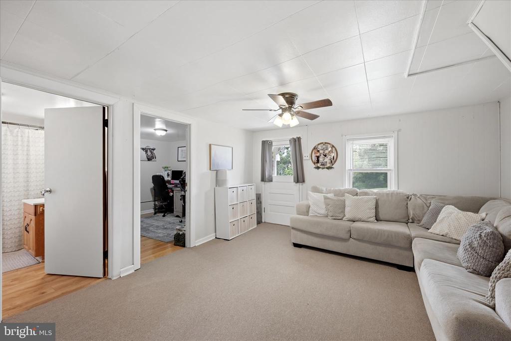 116 COUNTRY LANE