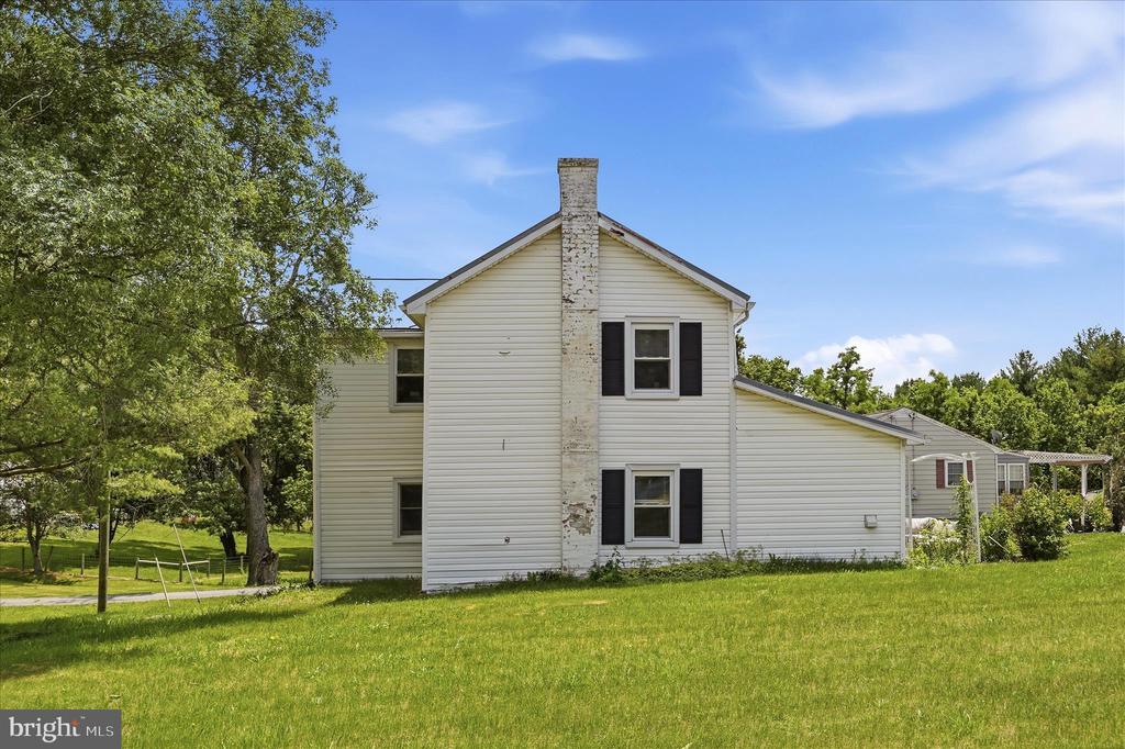116 COUNTRY LANE