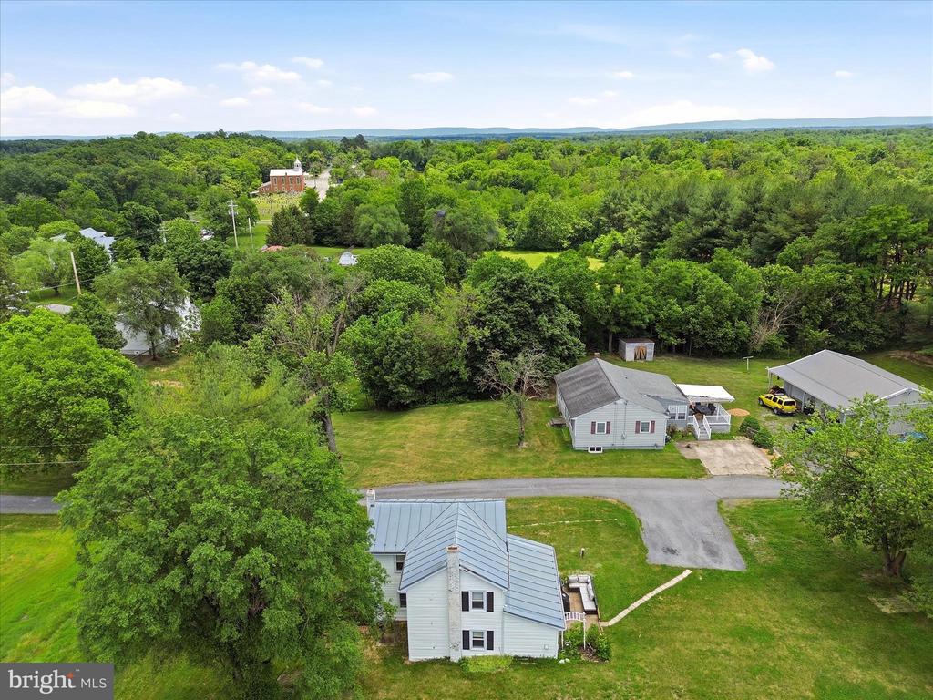116 COUNTRY LANE