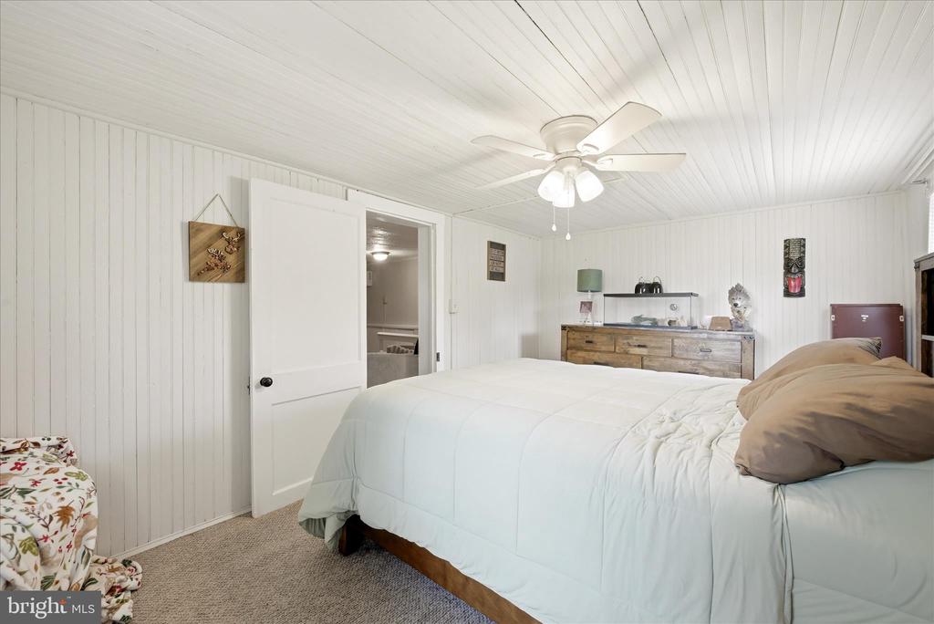 116 COUNTRY LANE