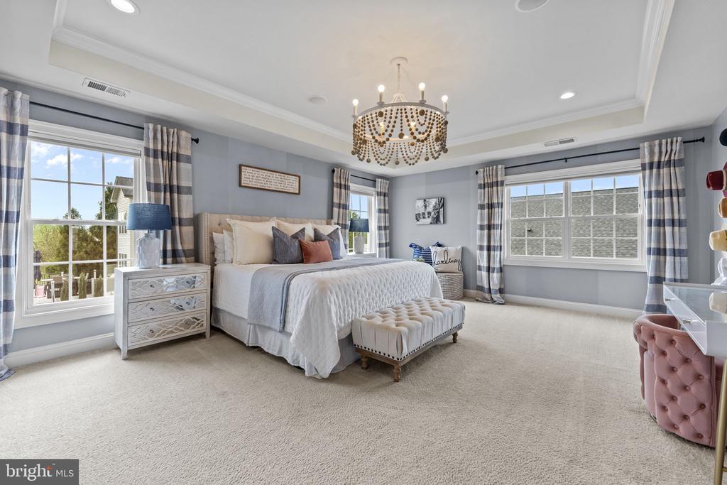 102 BLACKFORD DRIVE