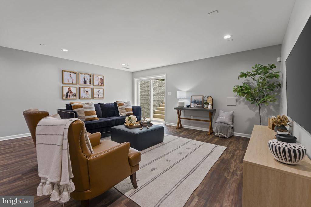 102 BLACKFORD DRIVE