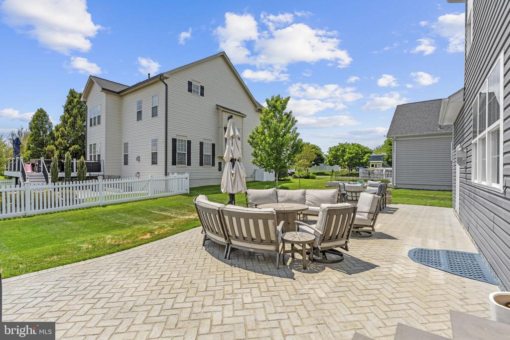 102 BLACKFORD DRIVE