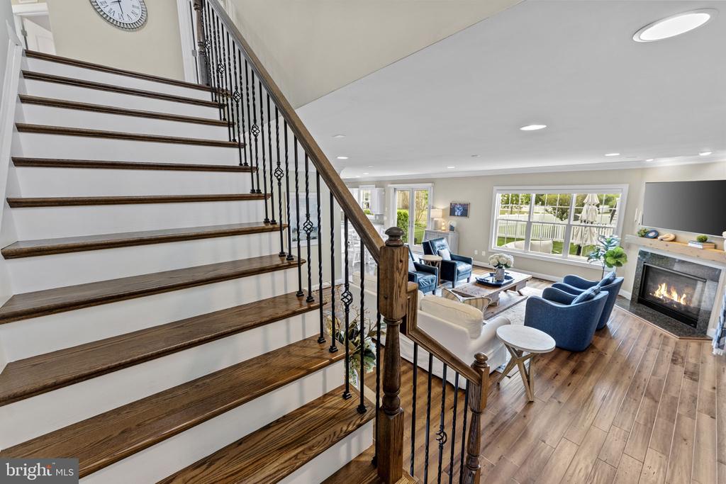 102 BLACKFORD DRIVE