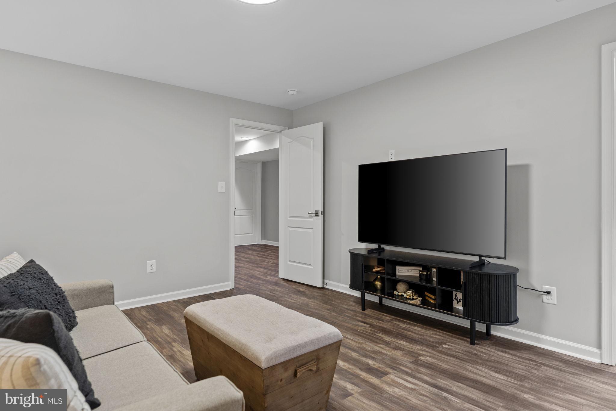 102 BLACKFORD DRIVE