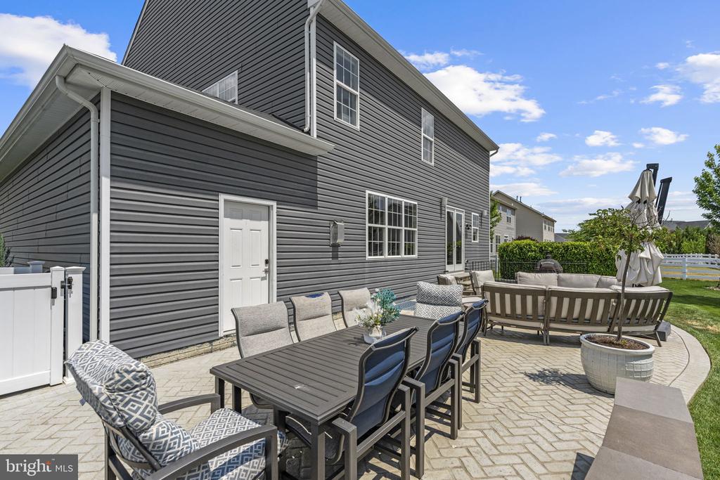 102 BLACKFORD DRIVE