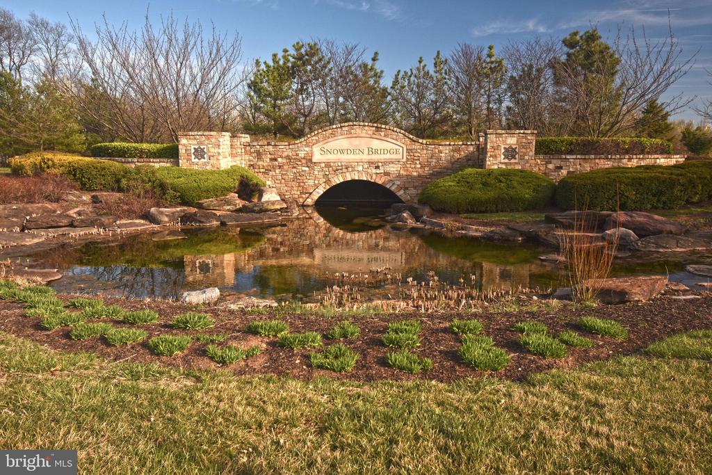 105 GRISTMILL COURT