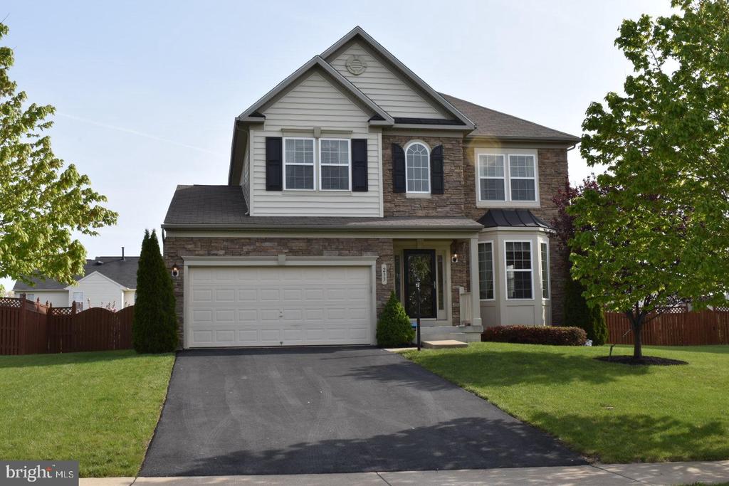 233 MORLYN DRIVE