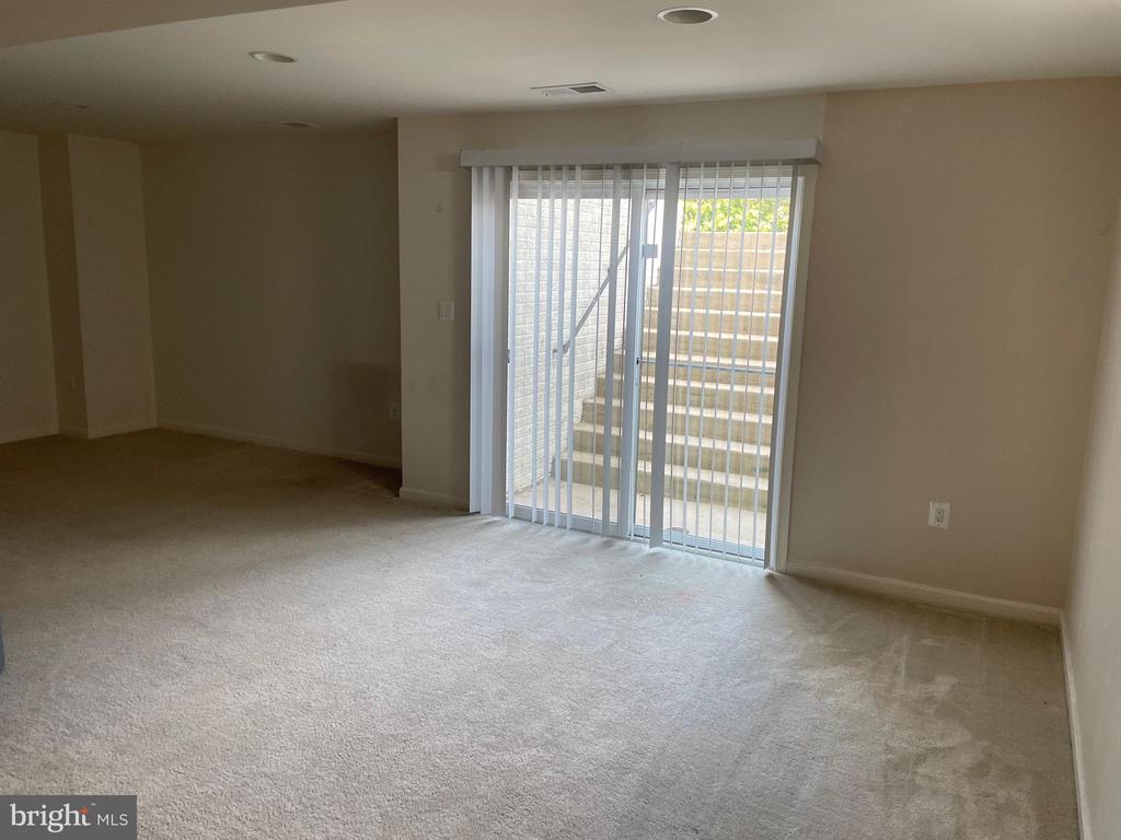 233 MORLYN DRIVE