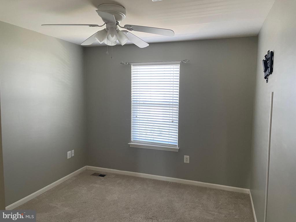 233 MORLYN DRIVE