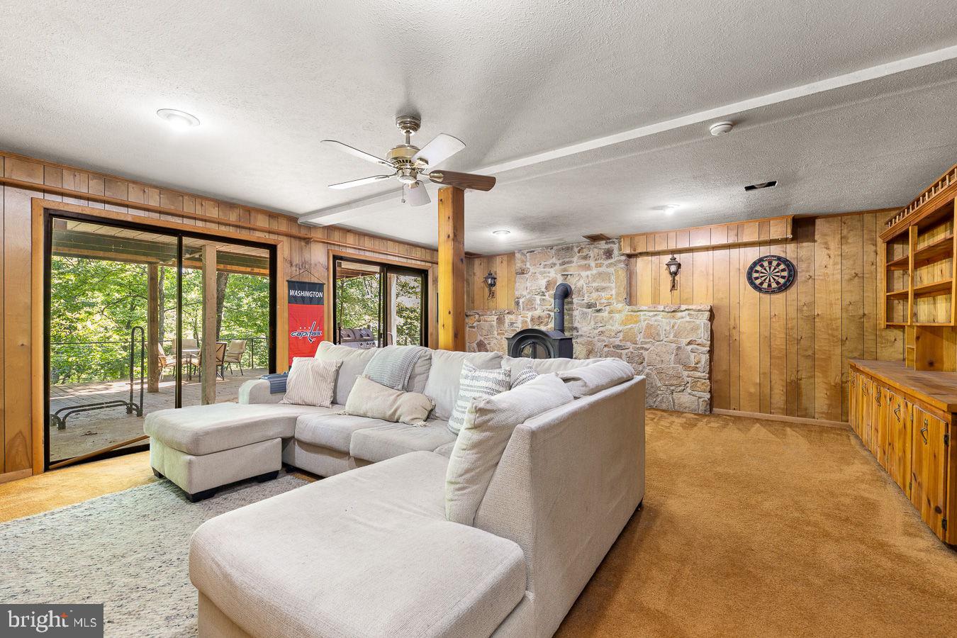 274 THREE OAKS DRIVE