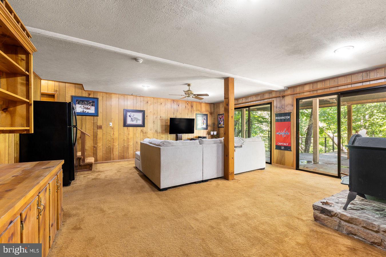 274 THREE OAKS DRIVE