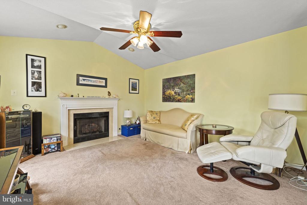 141 CASPIAN DRIVE