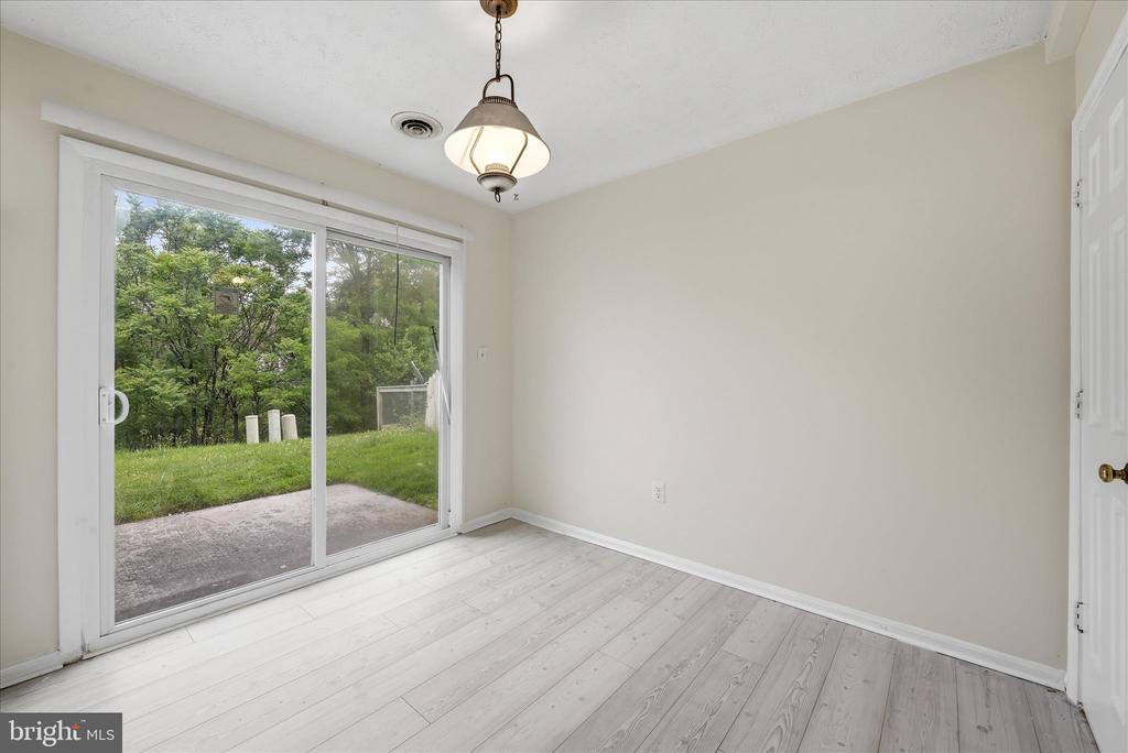 304 ASH HOLLOW DRIVE