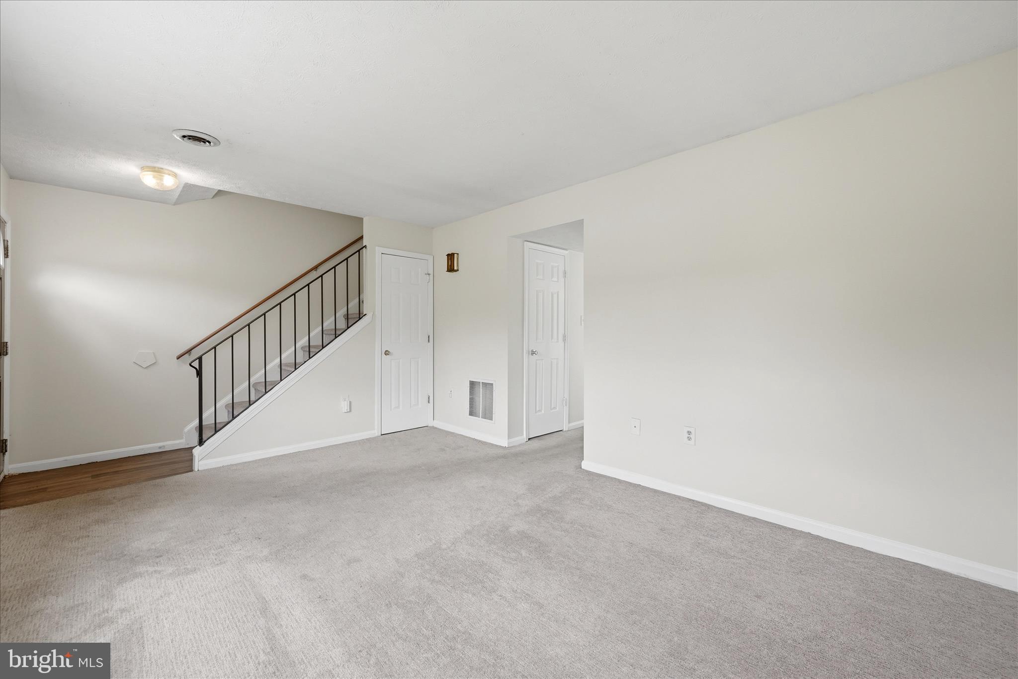 304 ASH HOLLOW DRIVE