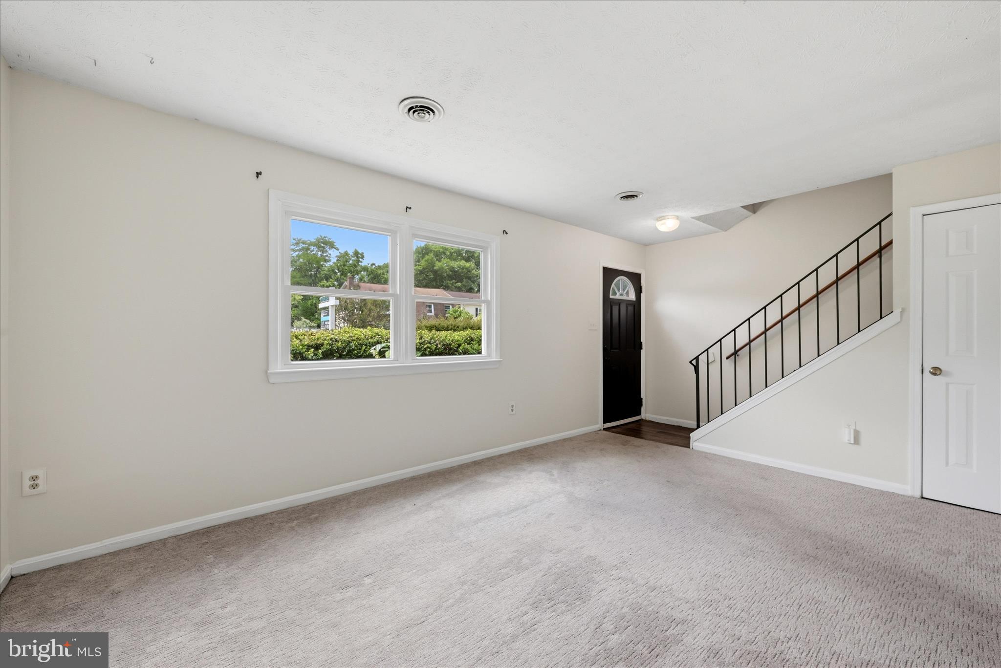 304 ASH HOLLOW DRIVE