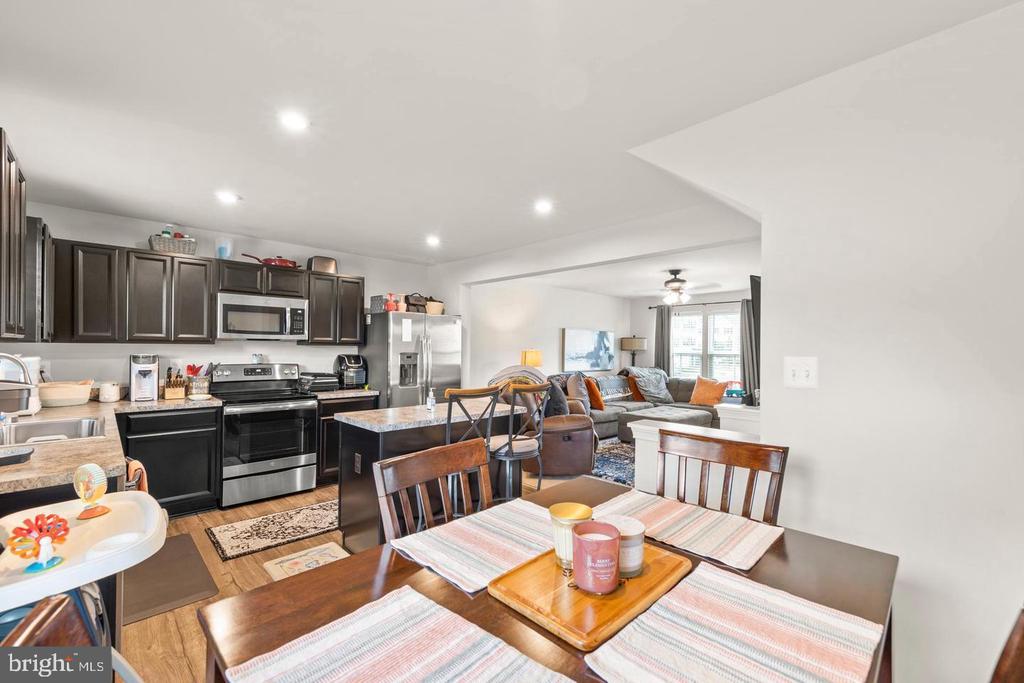 350 SAGE CIRCLE