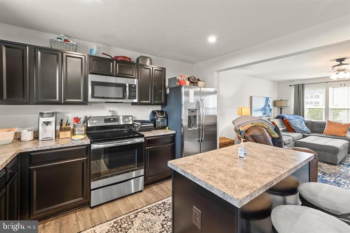 350 SAGE CIRCLE