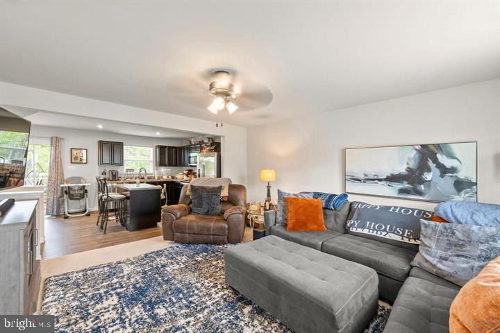 350 SAGE CIRCLE