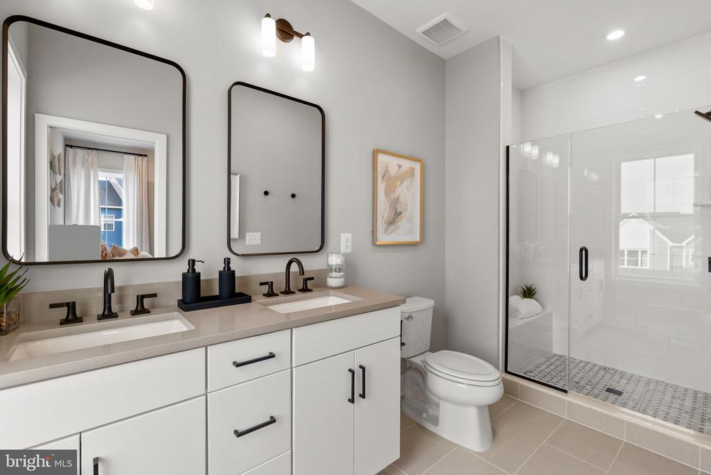 2 HEYFORD DRIVE Unit: TEAGAN 24-F2