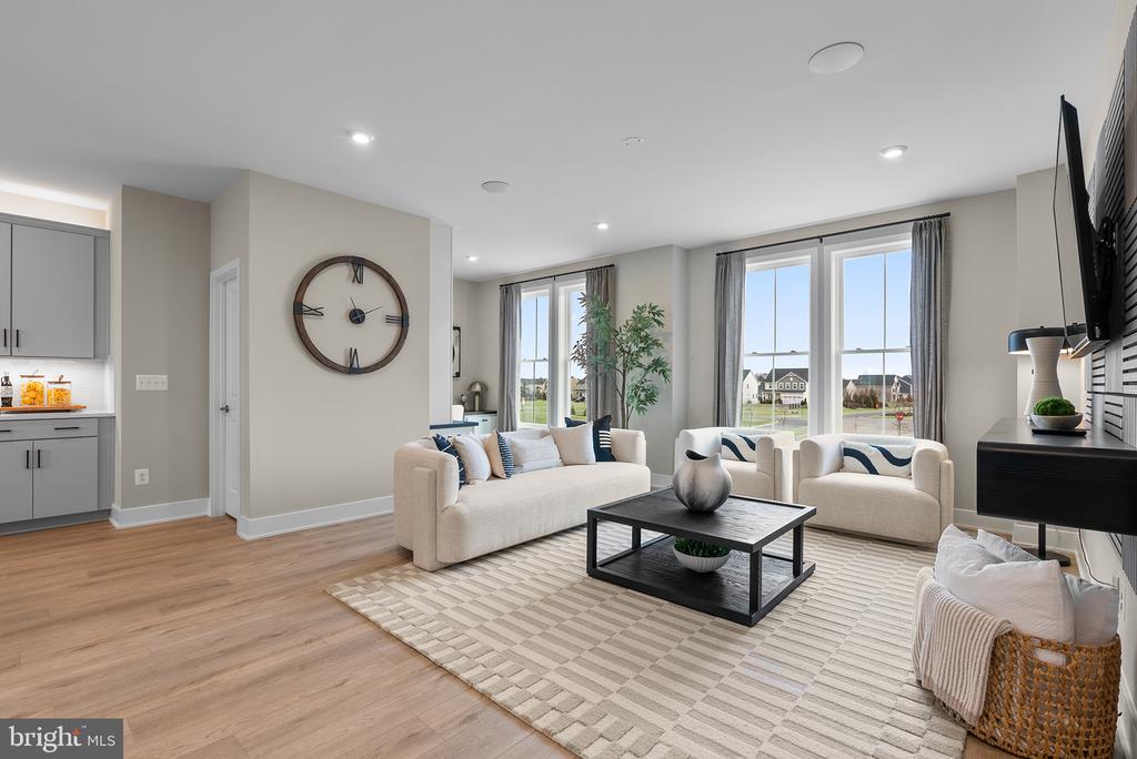 2 HEYFORD DRIVE Unit: TEAGAN 24-F2