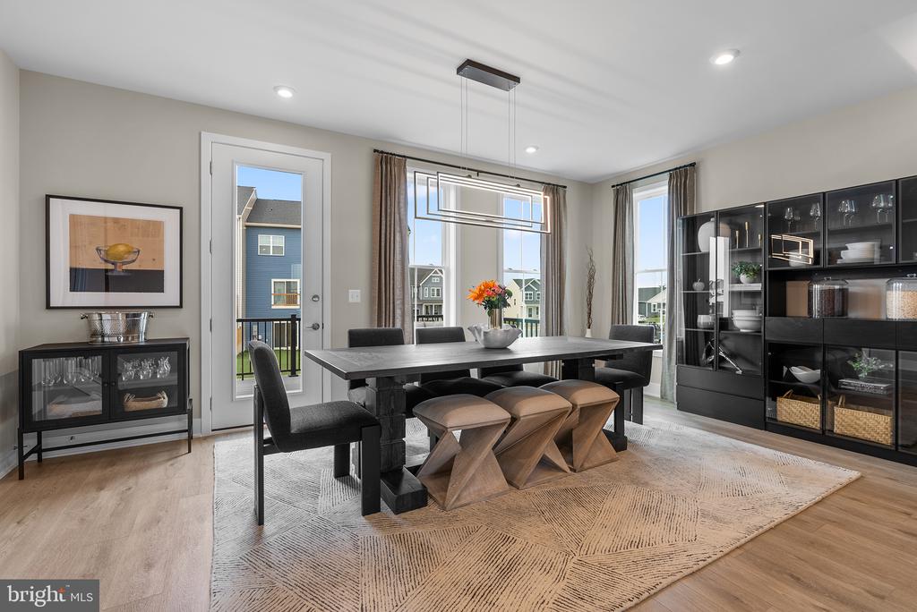 2 HEYFORD DRIVE Unit: TEAGAN 24-F2