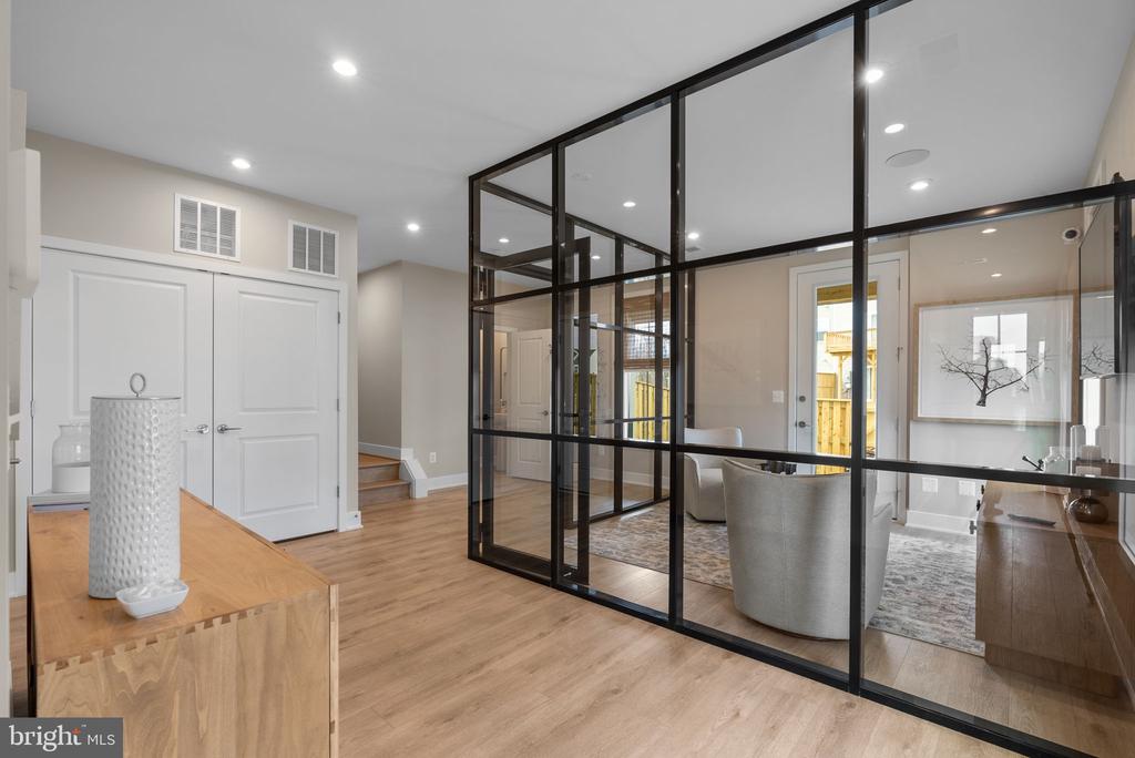 2 HEYFORD DRIVE Unit: TEAGAN 24-F2