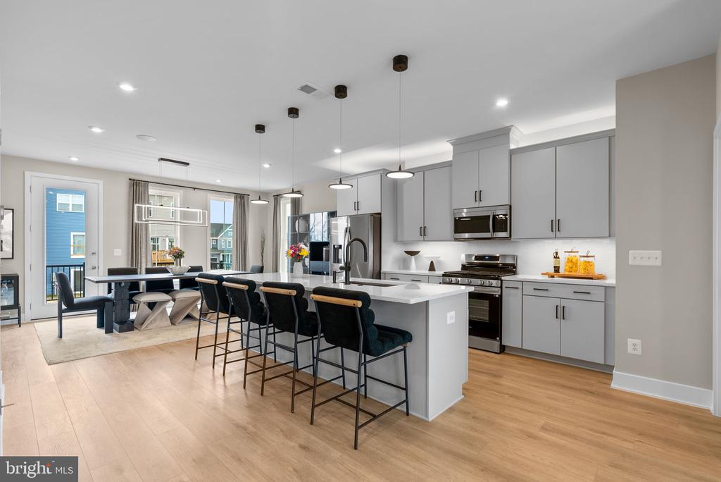 2 HEYFORD DRIVE Unit: TEAGAN 24-F2