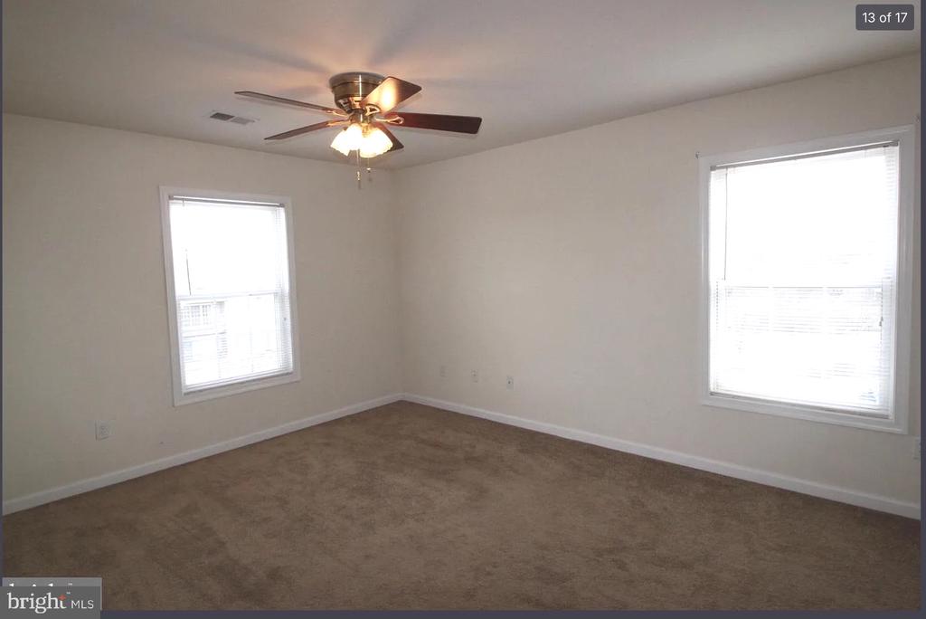 152 BROOKLAND COURT Unit: 10